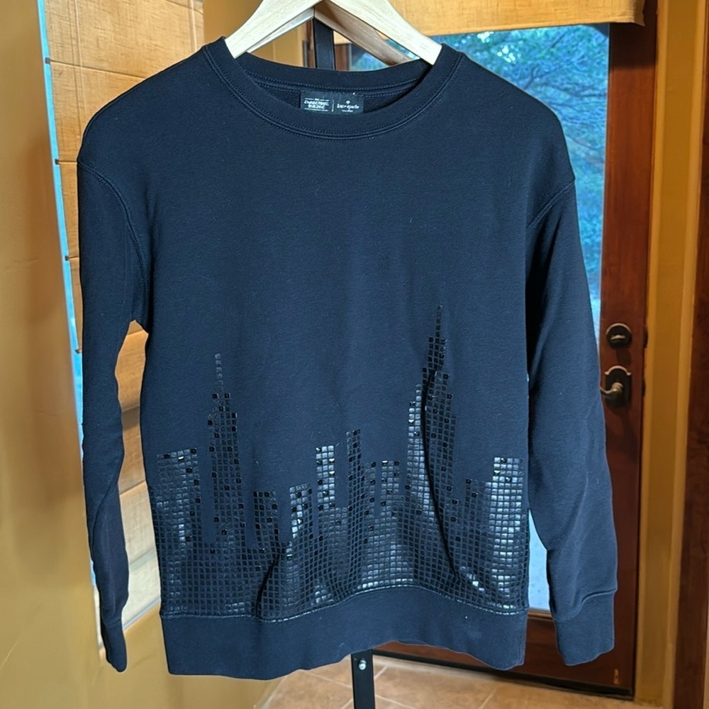 Kate Spade Empire State Building Black Skyline Sweatshirt Size XXS Oversized - Picture 2 of 10